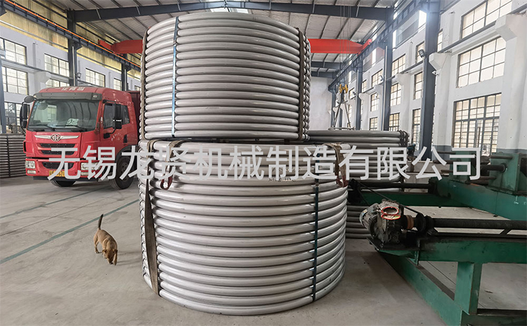 化工封頭外半管碰見(jiàn)接管怎么避開(kāi)？